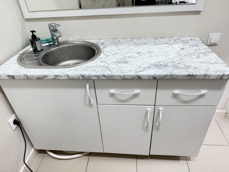 Срочно! Тумба с раковиной