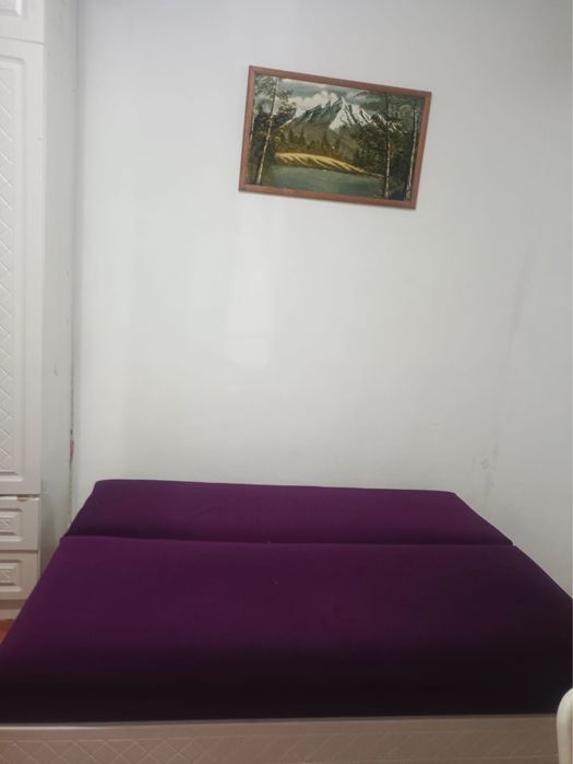 Продам диван, шкаф, парту
