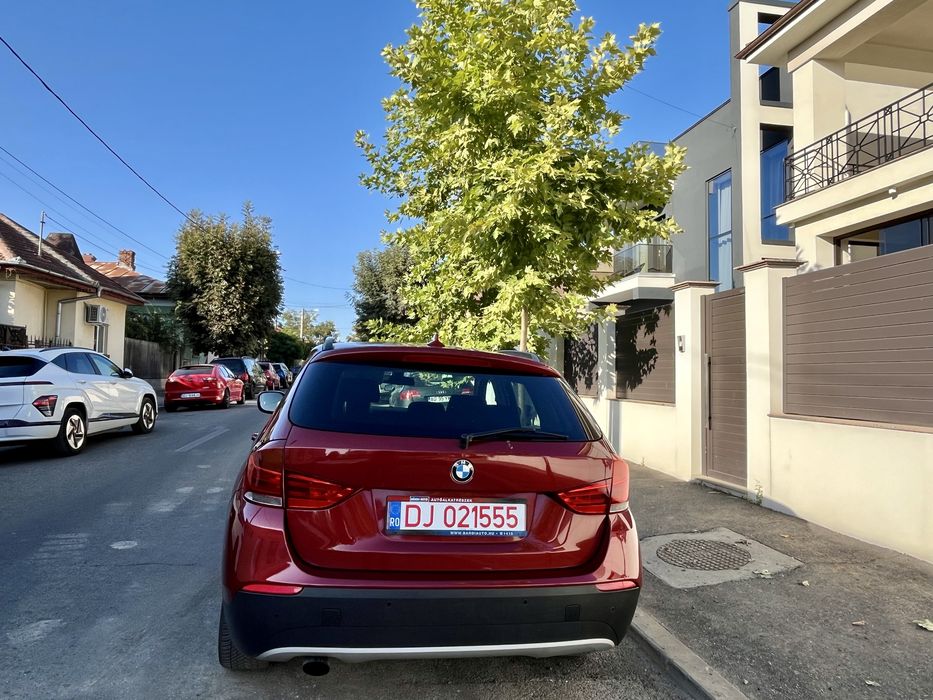 BMW X1 2012 — imagine 3