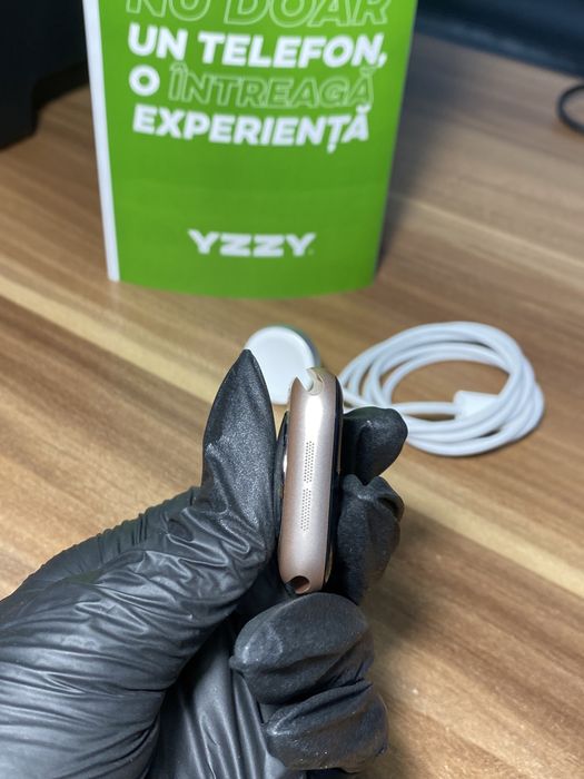 Apple Watch Seria 11  / 42 mm / GPS / Rose Gold