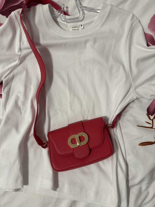 Цикламена малка чанта