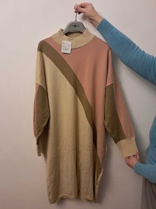 vand rochie pulover marime 50-52