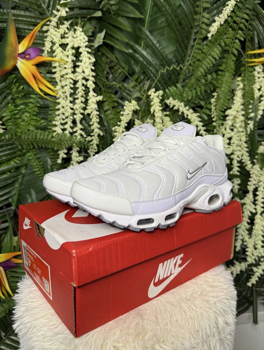 Nike Air Max Plus TN White