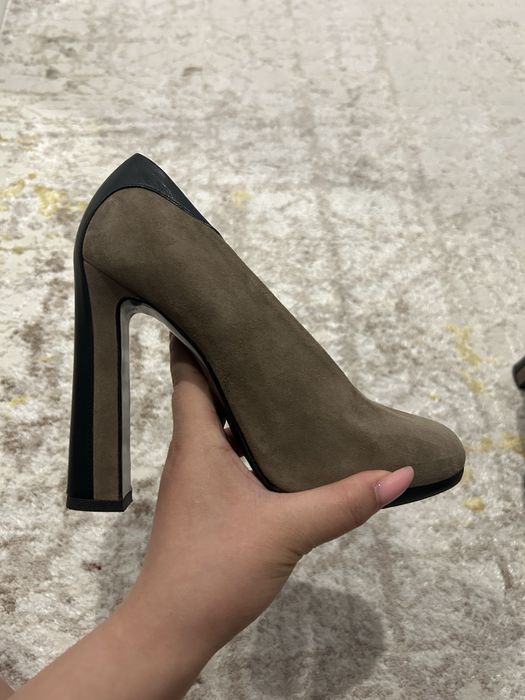 Туфли на каблуке