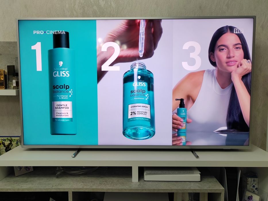 Televizor Philips Ambilight The One LED 70PUS8545, 176 cm, Smart Android, 4K