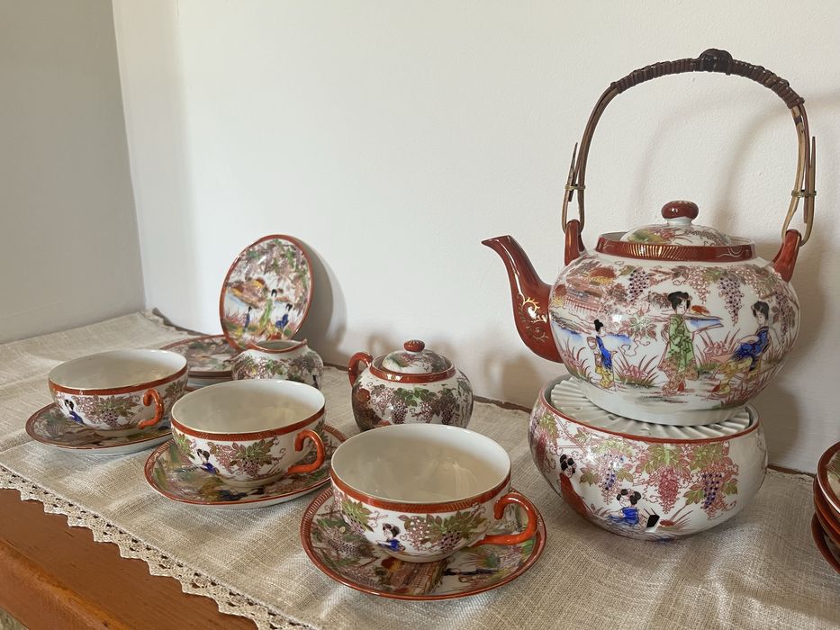 Антикварен Японски Чаен Сервиз "Сацума" (Satsuma) – Порцелан Eggshell, 1930-1950 г.