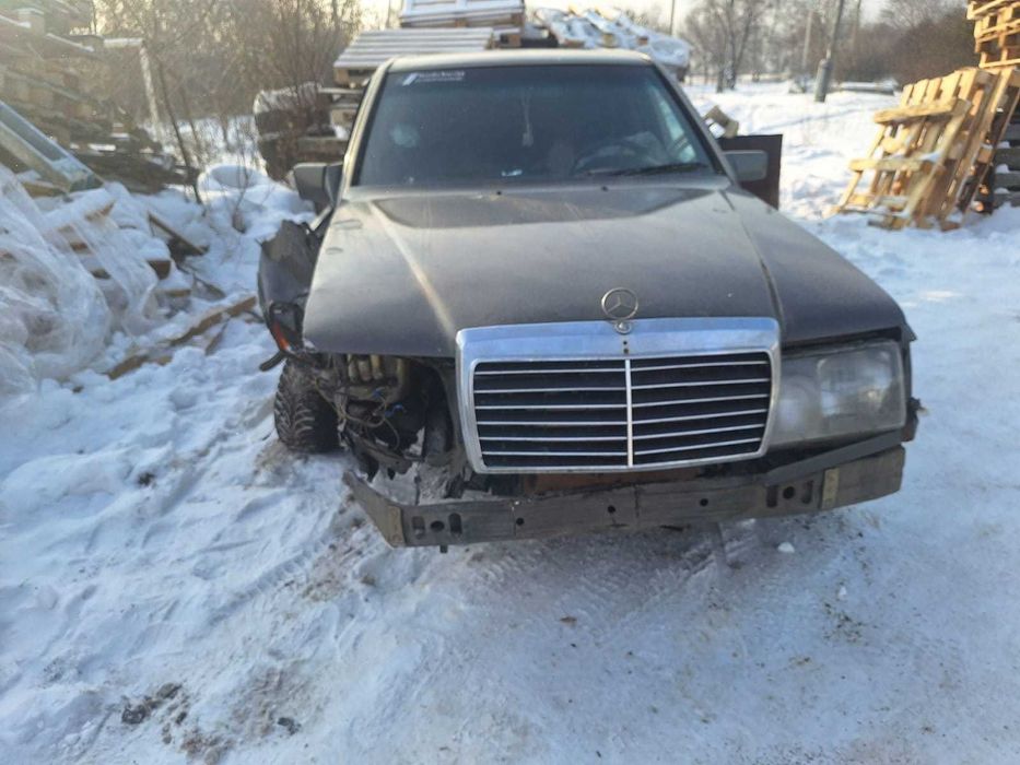 Продам мерседес на запчасти