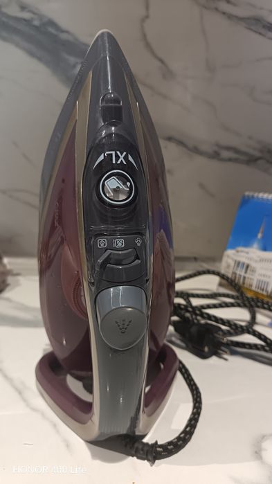 Продам б/у утюг Tefal