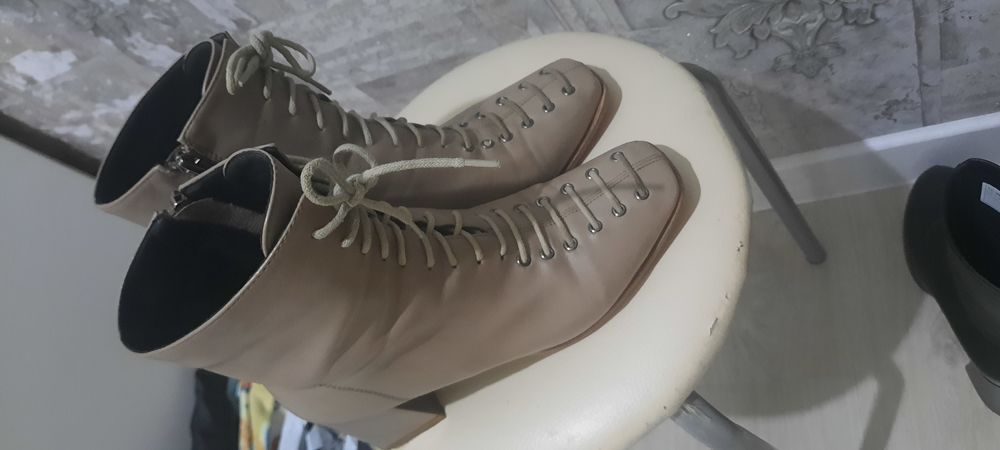 Пальто,шляпа и обувь