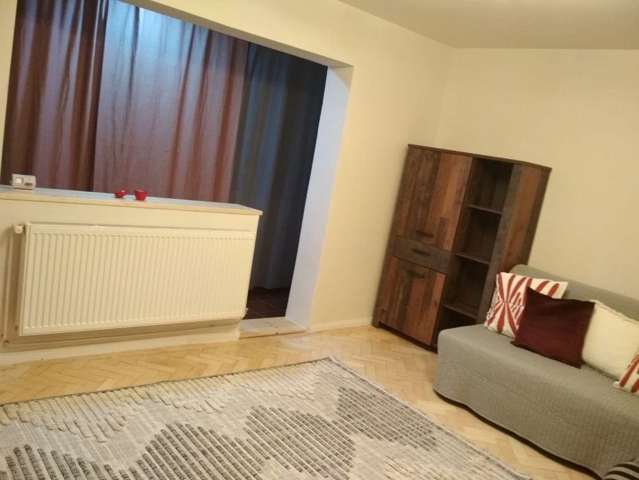 Proprietar inchiriez apartament 3 camere, Torontalului