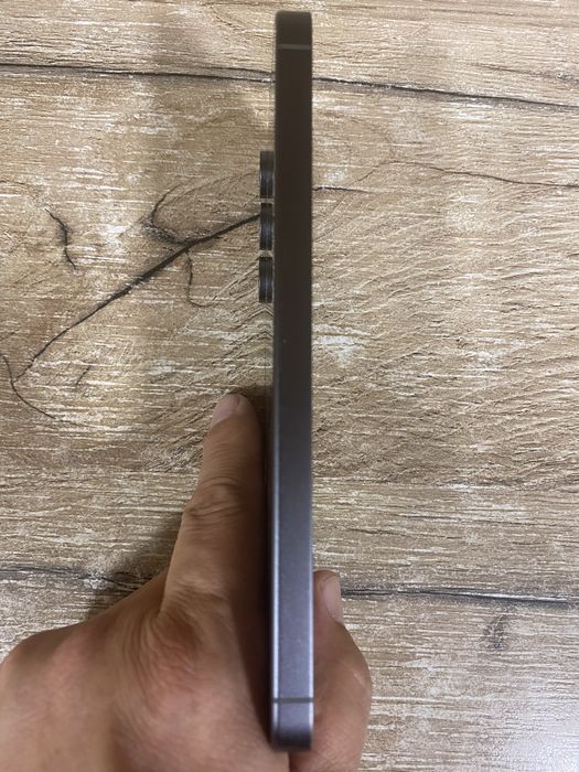 Samsung S24 FE 8/256 gb
