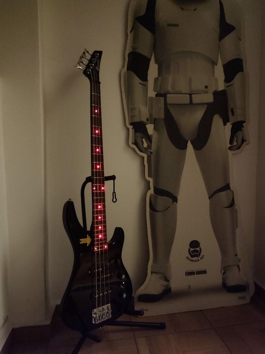 Bass Dimavery - LED Fretboard, Ibanez pickups