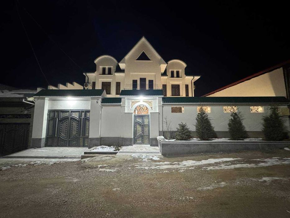 Сдается Большой уасток на Юнусабадском районе