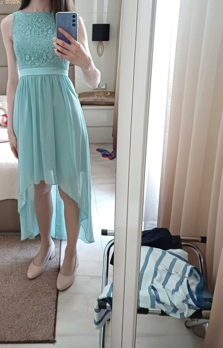 Рокля - официална