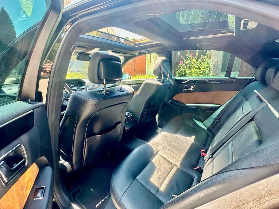 Mercedes E350cdi 2010 AMG panoramic