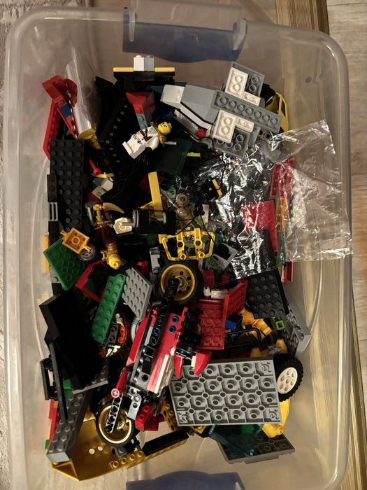 Наборы ЛЕГО, оригиналы.