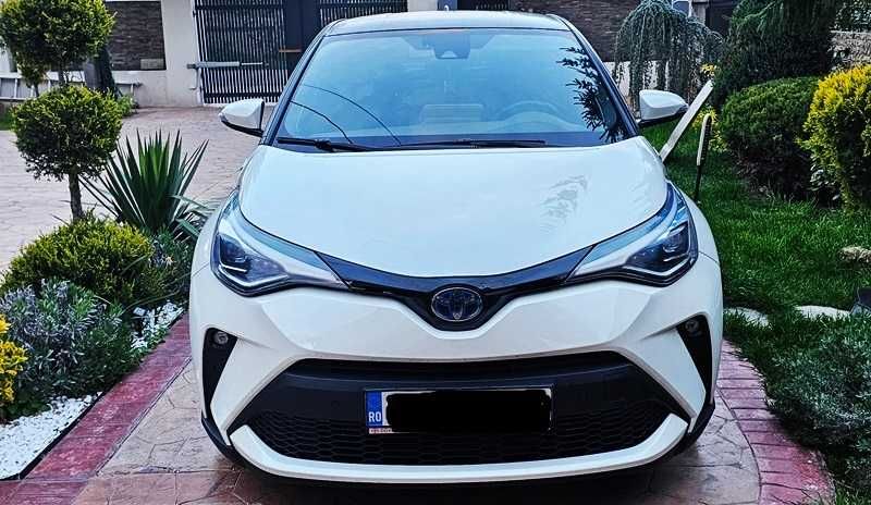 Toyota chr hibrid ,140 cp.BI-TON-Piele,JBL-alb perlat-Distronic