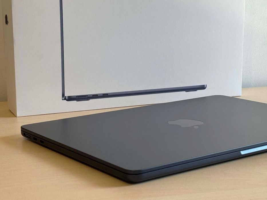 Бартер! НОВ! 1г. Гаранция! MacBook Air 13" M5 512/16GB