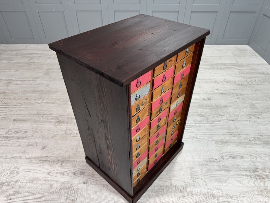 Шкаф масив 32 чекмеджета - Handmade У030