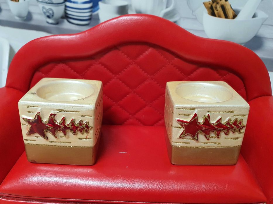 Suport lumanare pastila alb-auriu de Craciun