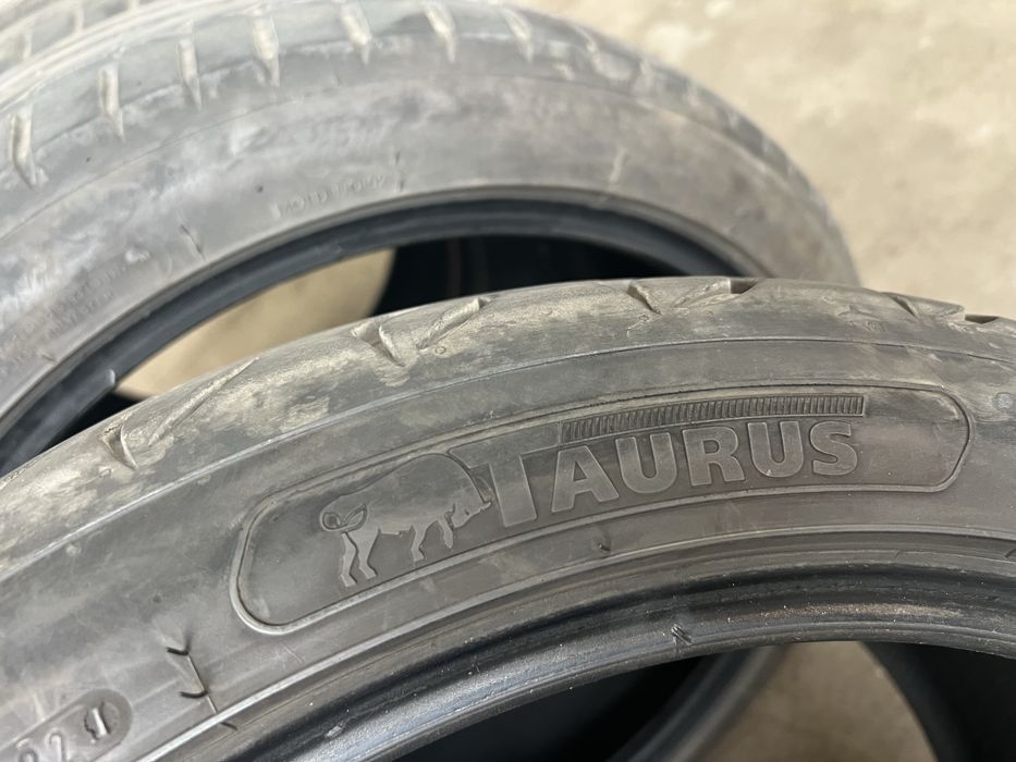 Cauciucuri Taurus r18 235/40/18 dot 22