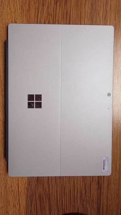 Tableta Microsoft Surface Pro 7, Quad Core i5-1035G4, SSD, 12.3 inci 2K, Windows