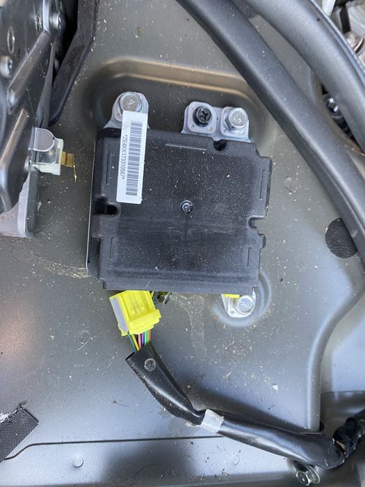 Calculator airbaguri Nissan Navara NP 300  2017