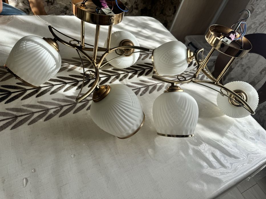 Люстры в хорошем состоянии