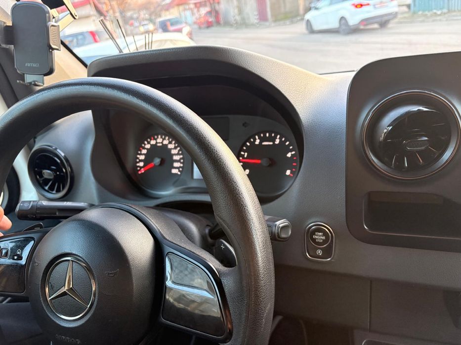 Mercedes sprinter