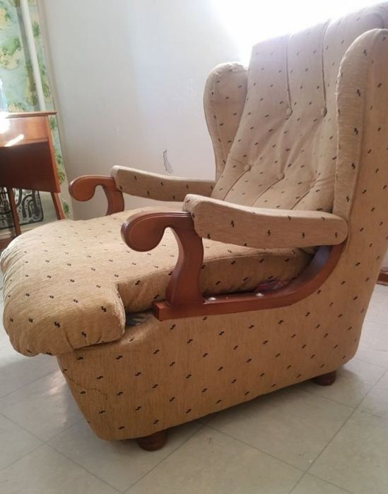 Мягкая мебель продаётся