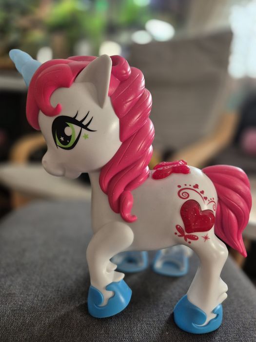 Dragon-i Toys Jucarie interactiva Micuta Unicorn