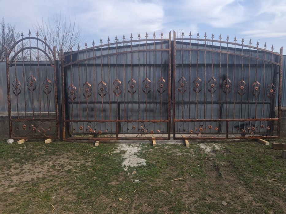 Vand set porti metalice