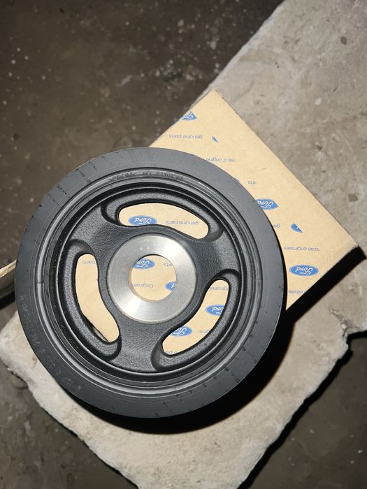 Fulie arbore cotit vibrochen Ford cod OE 1690296