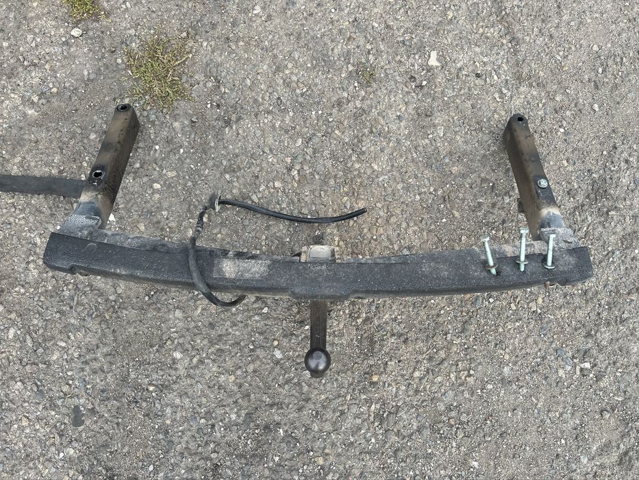 Теглич за Пасат 4-5