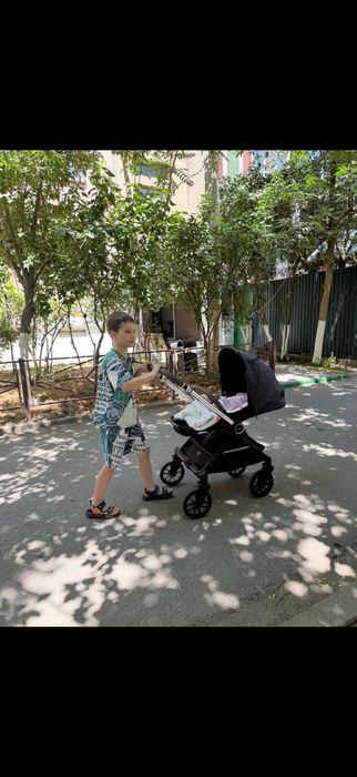 Коляска kidillo.