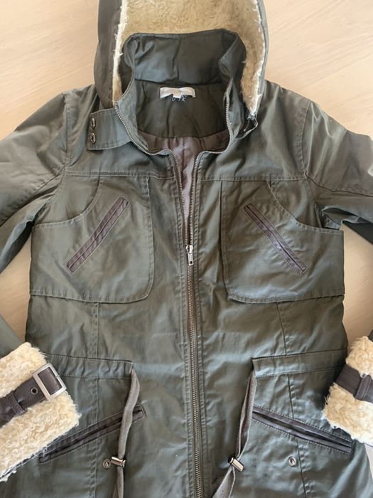 Vand geaca impermeabila(S)calduroasa.