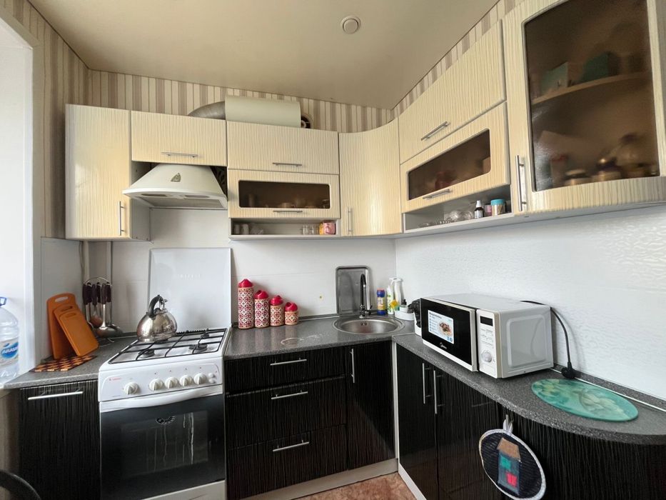 Продам кухонный гарнитур