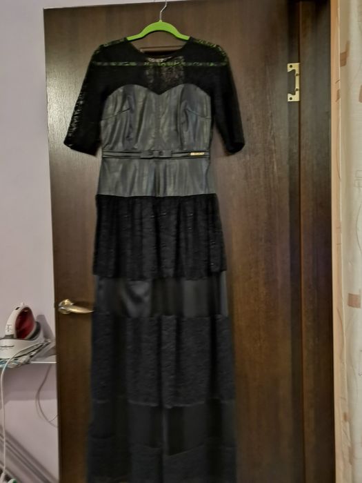 Модное вечернее платье