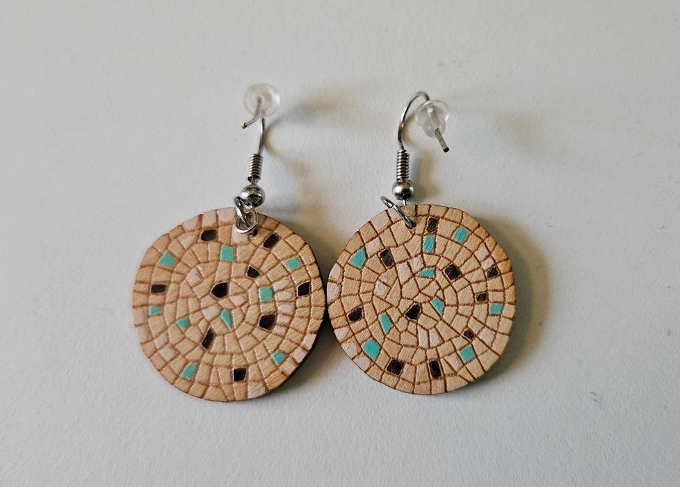 Дървени обеци. Ръчна изработка. Уникат!