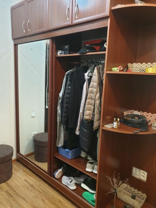 Прихожая большая