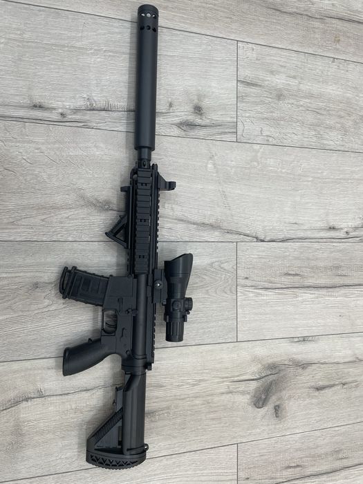 Продам игрушечный автомат