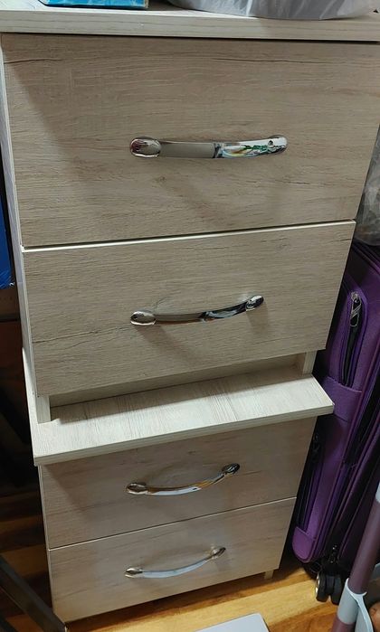 Двуспальная кровать