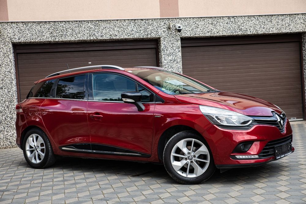 ~Renault Clio Limited Edition~0.9 Tce~An 2017~Km 93000 !
Motorizare: 
An Fabricatie:
Rulaj de 93.000KM, Carte service la zi + acte TUV
Norma poluare:
