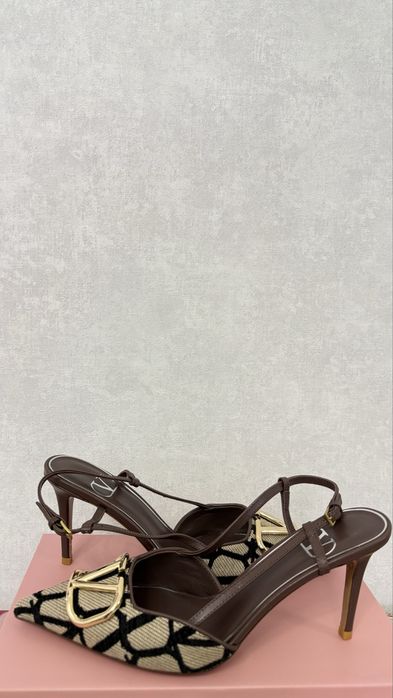 Туфли Valentino Garavani Vlogo