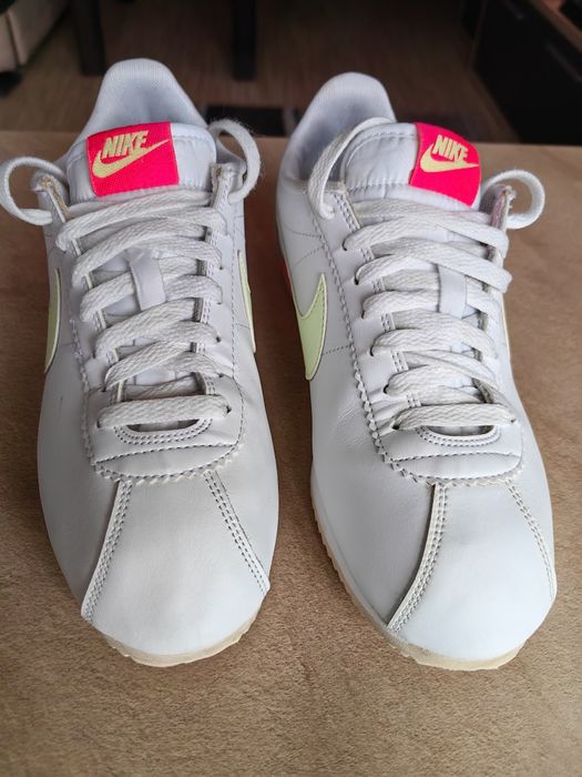 Дамски маратонки Найк