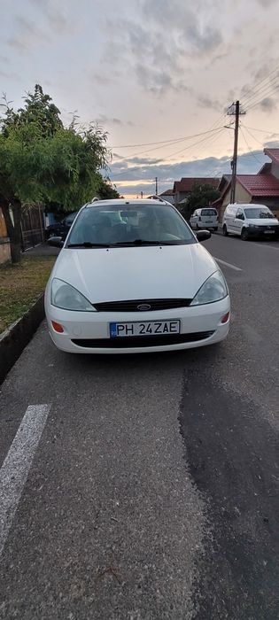 Vand ford focus motor 1.4 benzină