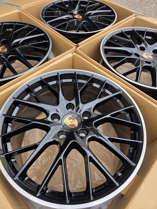 Jante noi Porsche Cayene R20 intr-o latime