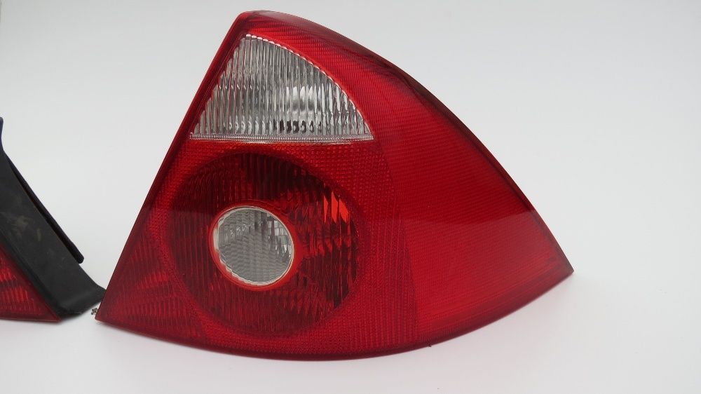 ПРОМОЦИЯ Комплект Фарове и стопове за Ford Mondeo II