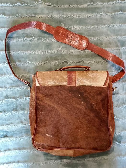 Дамска чанта от естествена кожа и косъм