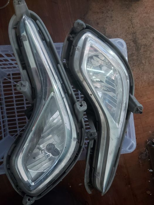 Бампер, туманки, решётка радиатора на Хюндай